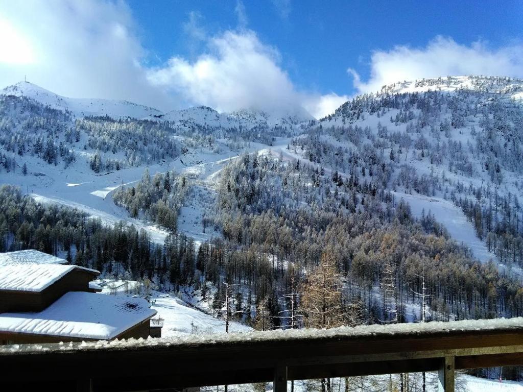 2 Pieces Avec Terrasse Et Vue Sur Les Pistes Apartman Isola 2000 Kültér fotó